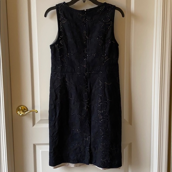 Ann Taylor black sleeveless sheath dress size 4 - Picture 6 of 9